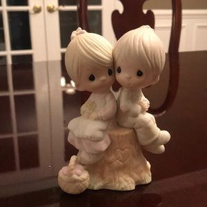 Precious Moments Love One Another